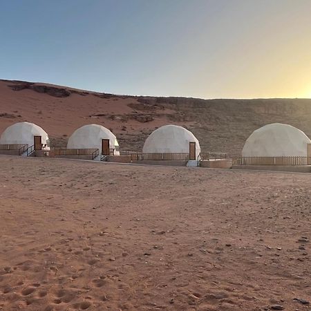 Al Raha Luxury Camp Hotel Wadi Rum Eksteriør billede