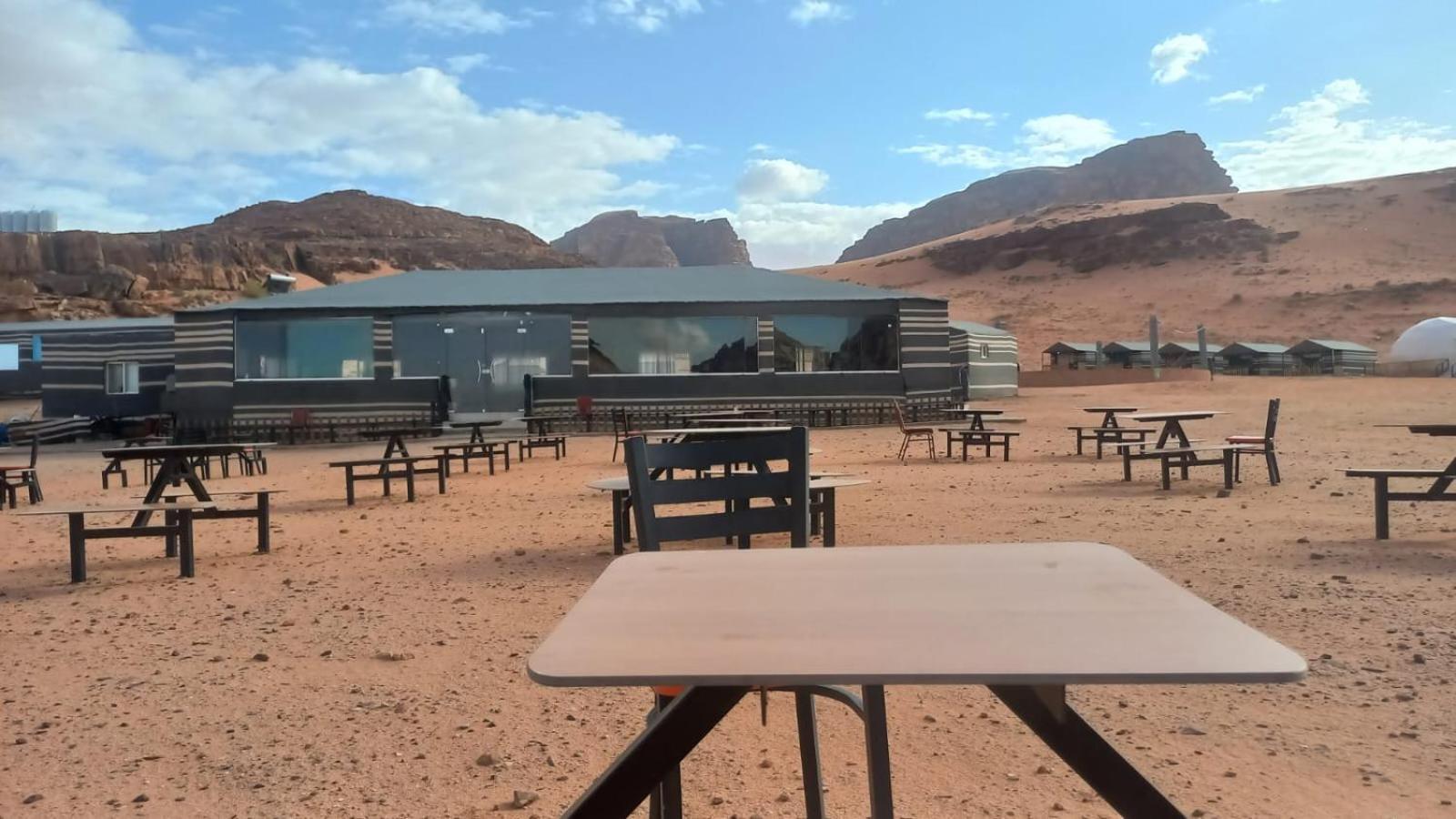 Al Raha Luxury Camp Hotel Wadi Rum Eksteriør billede