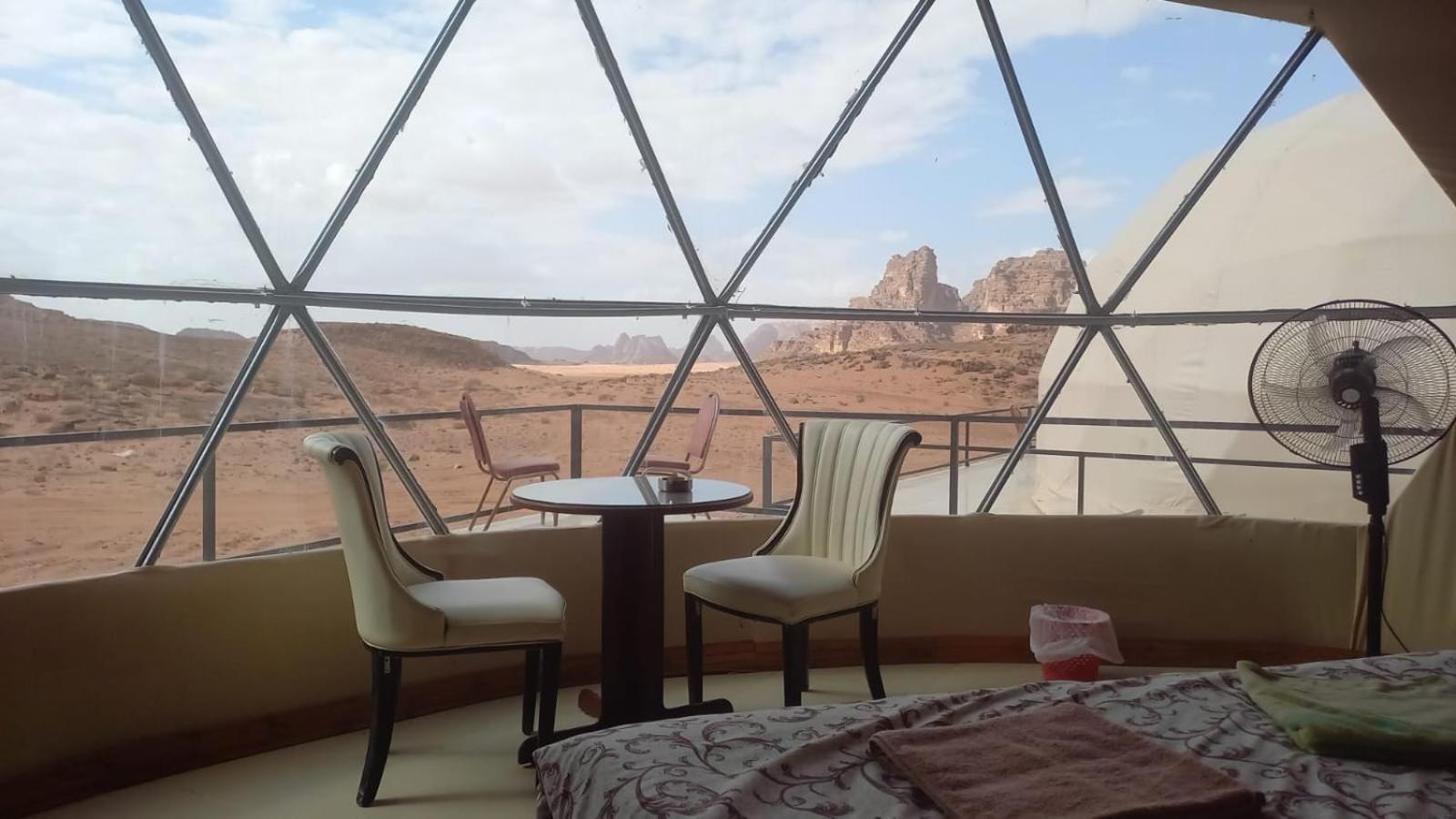 Al Raha Luxury Camp Hotel Wadi Rum Eksteriør billede