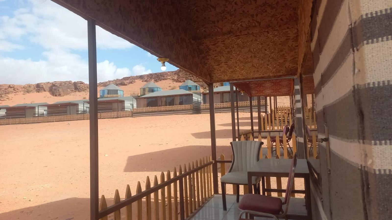 Al Raha Luxury Camp Hotel Wadi Rum Eksteriør billede