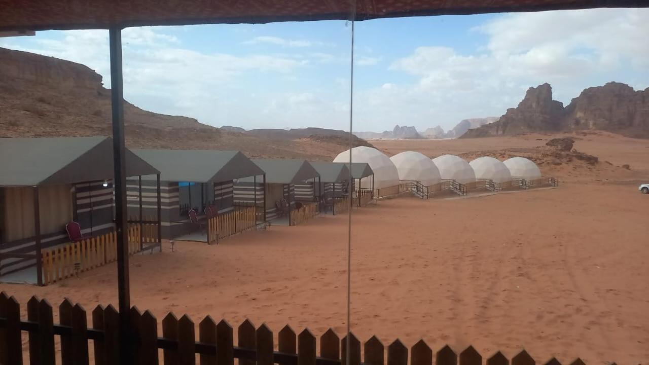 Al Raha Luxury Camp Hotel Wadi Rum Eksteriør billede