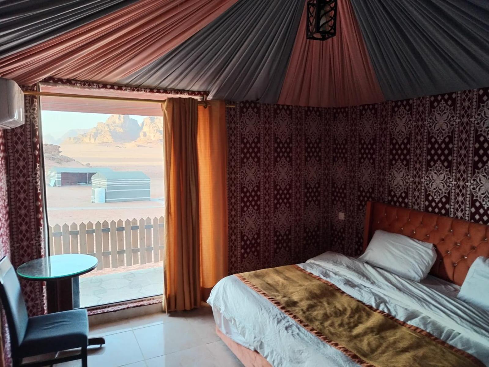 Al Raha Luxury Camp Hotel Wadi Rum Eksteriør billede