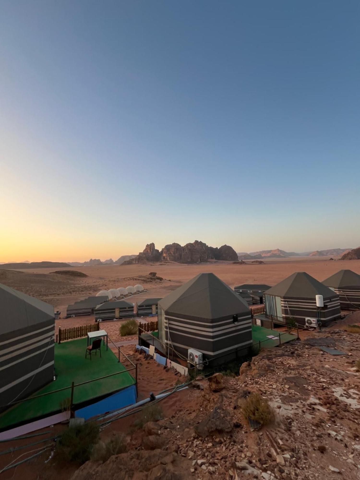 Al Raha Luxury Camp Hotel Wadi Rum Eksteriør billede