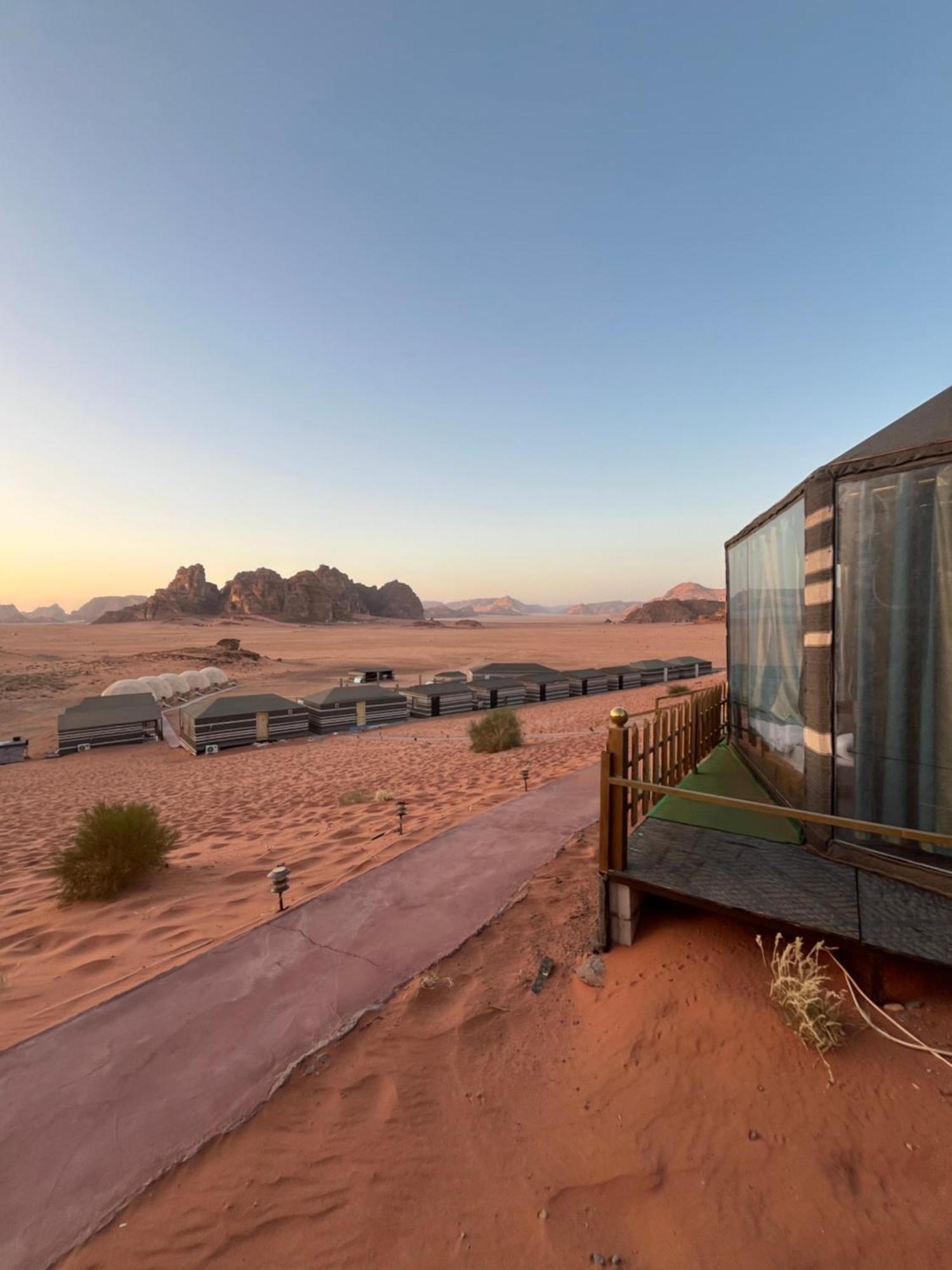 Al Raha Luxury Camp Hotel Wadi Rum Eksteriør billede