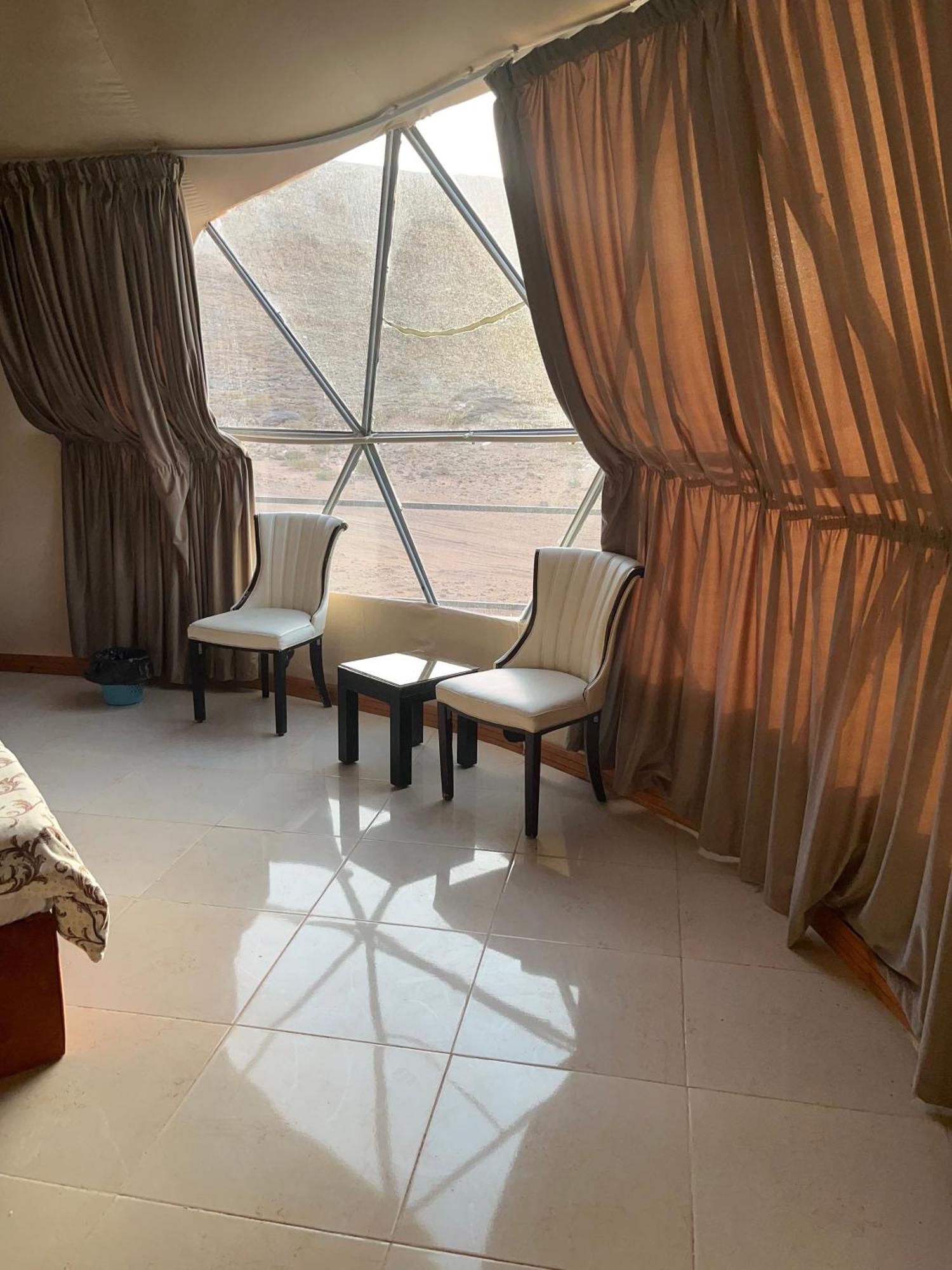 Al Raha Luxury Camp Hotel Wadi Rum Eksteriør billede